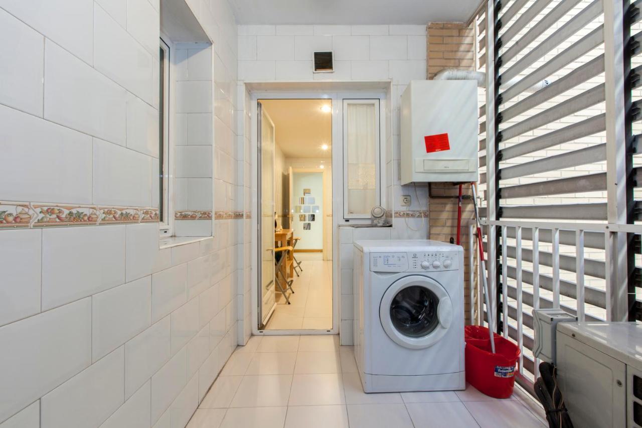 Rastro Apartment Мадрид Екстериор снимка